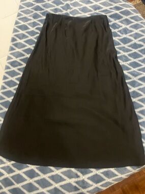 Old Navy Black satin Women's Maxi Skirt - size medium